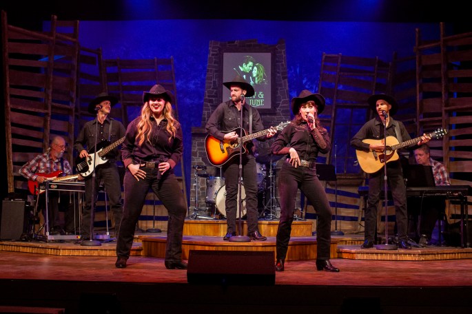 Company of Kings and Queens of Country, Drayton Entertainment, 2018 Season
